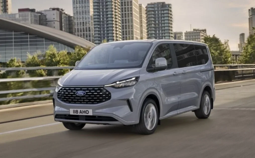 Ford Tourneo Custom Active (Lwb) Wagon